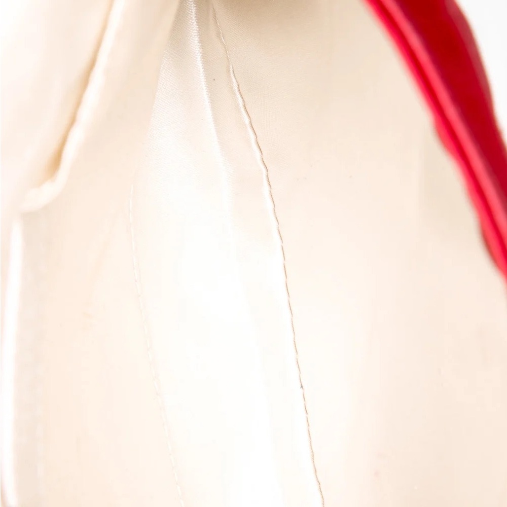 CHANEL Scarlet Quilted Wristlet - Picture 6 of 6